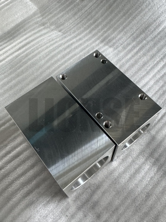 Dlaczego preferowane są obrabiarki i części wyposażenia do obróbki aluminium?