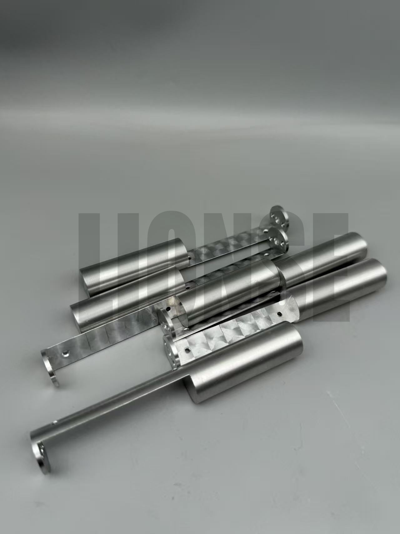 Aluminiowe, precyzyjne elementy połączeń mechanicznych